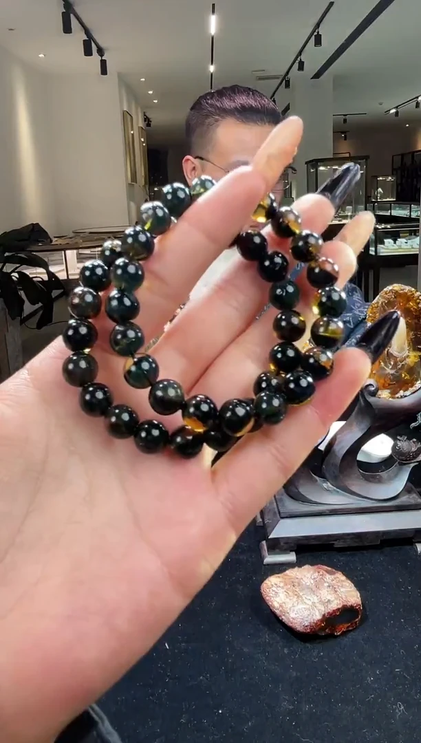 琥珀颈饰未镶嵌缅甸琥珀灵草手串蓝多样性发其一