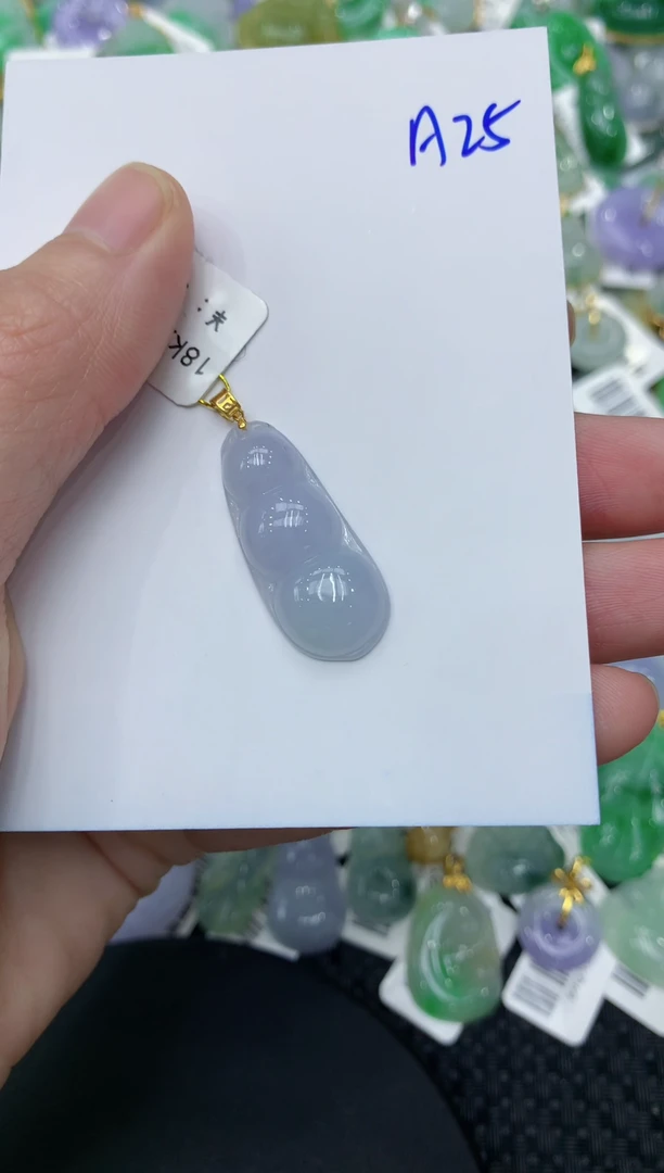 【闪购商品】翡翠颈饰18K金镶嵌11111111111