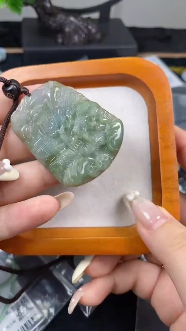 颈饰未镶嵌翡翠天然A货翡翠