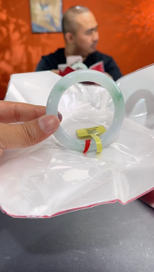 未镶嵌手镯翡翠12