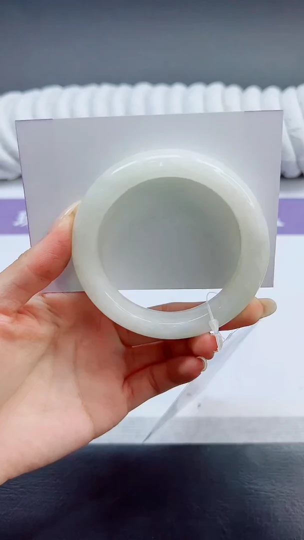 未镶嵌手镯和田玉145/57.6HTB