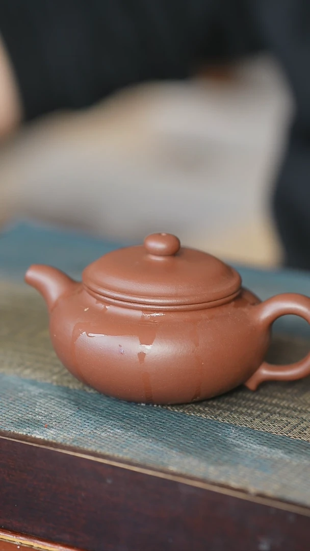 【闪购商品】喀左紫砂真不错，主播就是做壶的