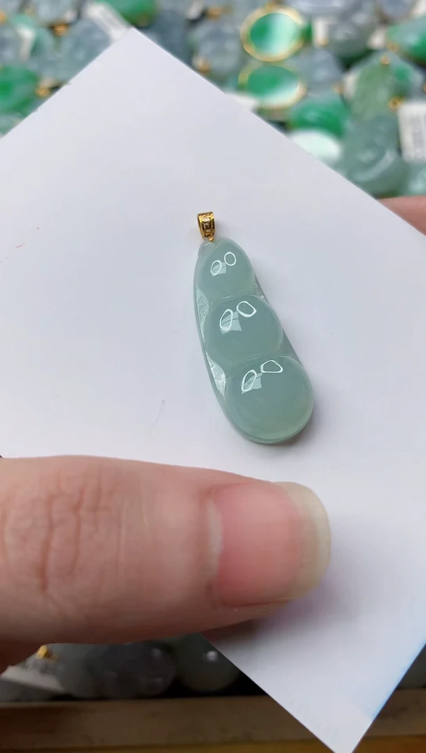 【闪购商品】翡翠颈饰18K金镶嵌62.........