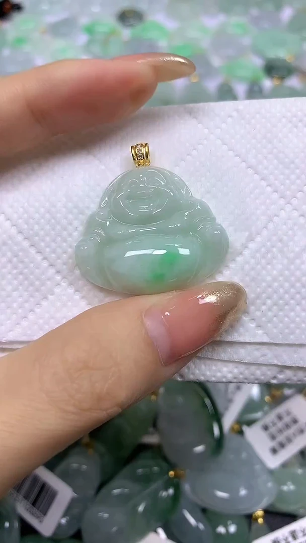 颈饰未镶嵌翡翠A货