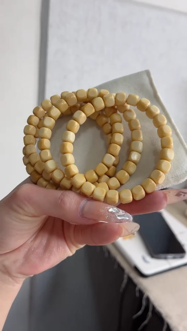 【闪购商品】菩提根/象牙果手串m686白玉菩提阿尔卑斯方糖7*9