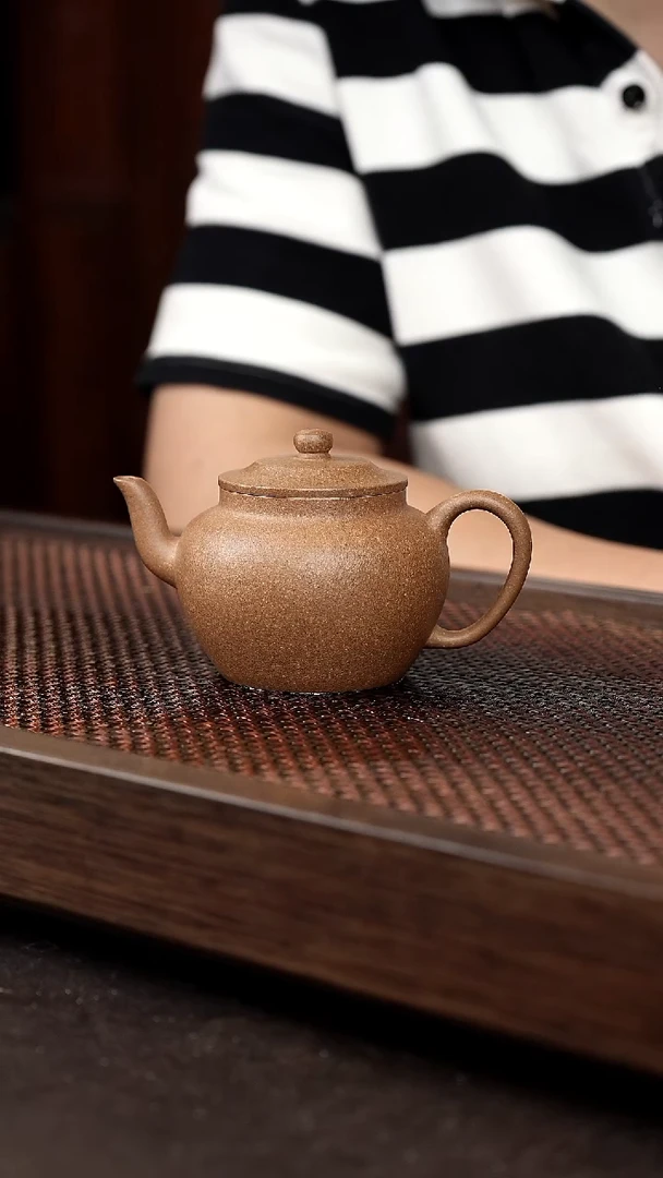 茶壶紫砂芝麻绿宫灯