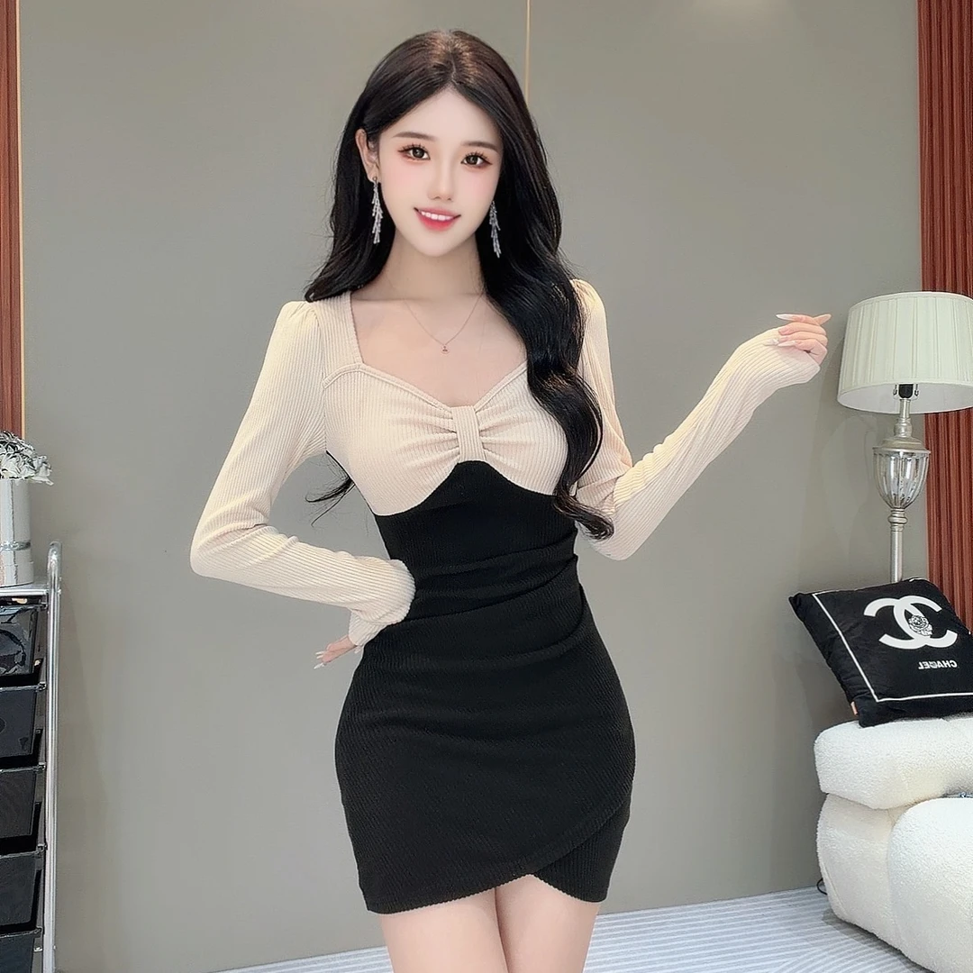 纯欲减龄拼色厚款长袖打底连衣裙女秋冬款显瘦修身包臀裙YLJ-8009
