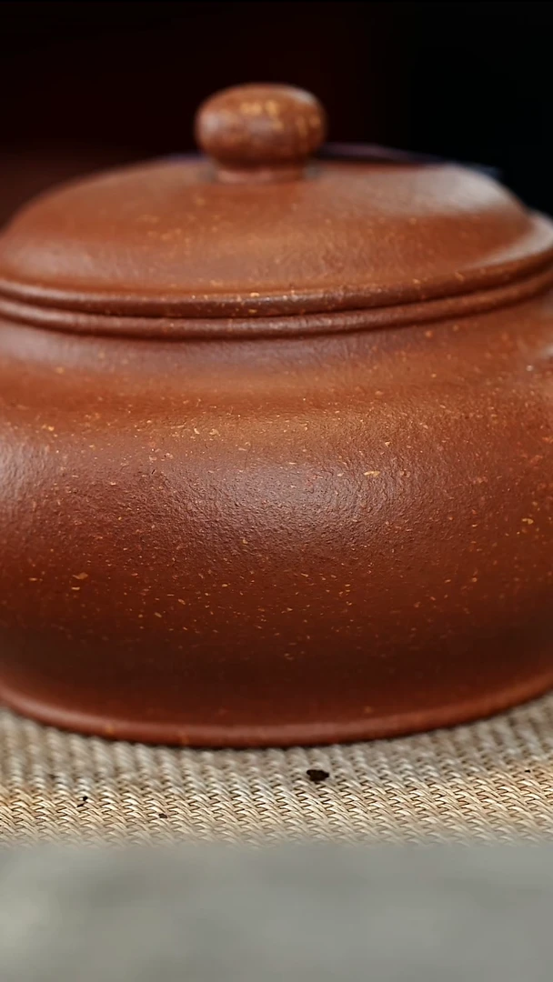 茶壶紫砂230容量微瑕扁灯红黄泥