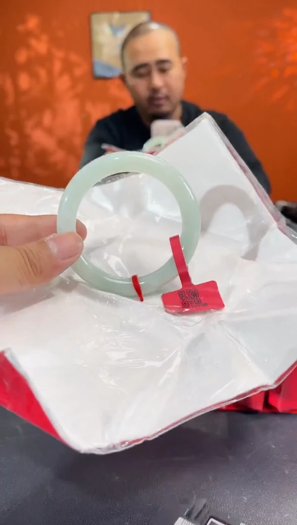 未镶嵌手镯翡翠8 55