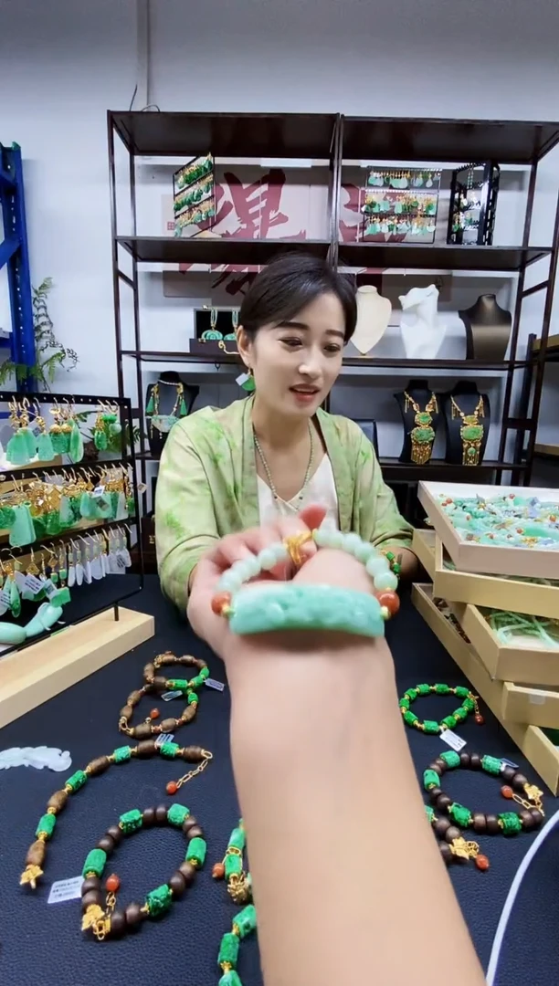 颈饰未镶嵌翡翠翡翠手串