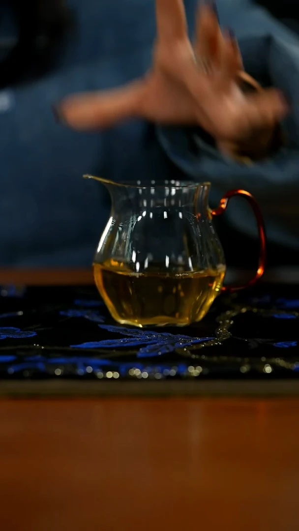 【闪购商品】瓷片            拍拍拍