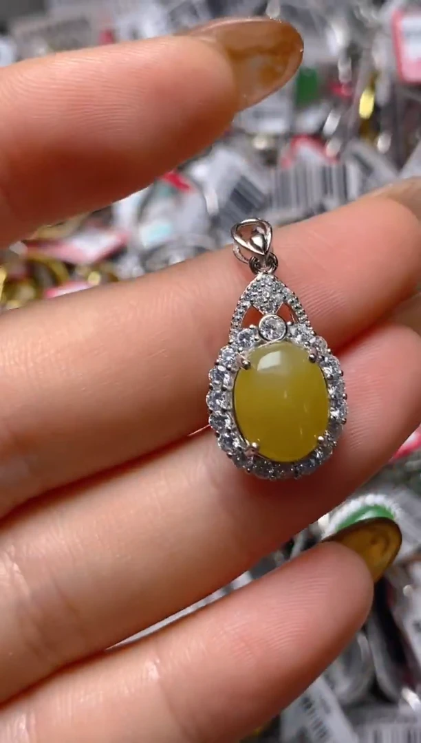 银S925镶嵌戒指翡翠百内无证书