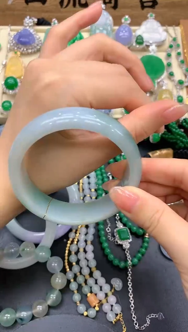 【闪购商品】翡翠手镯未镶嵌107-中国好珍宝
