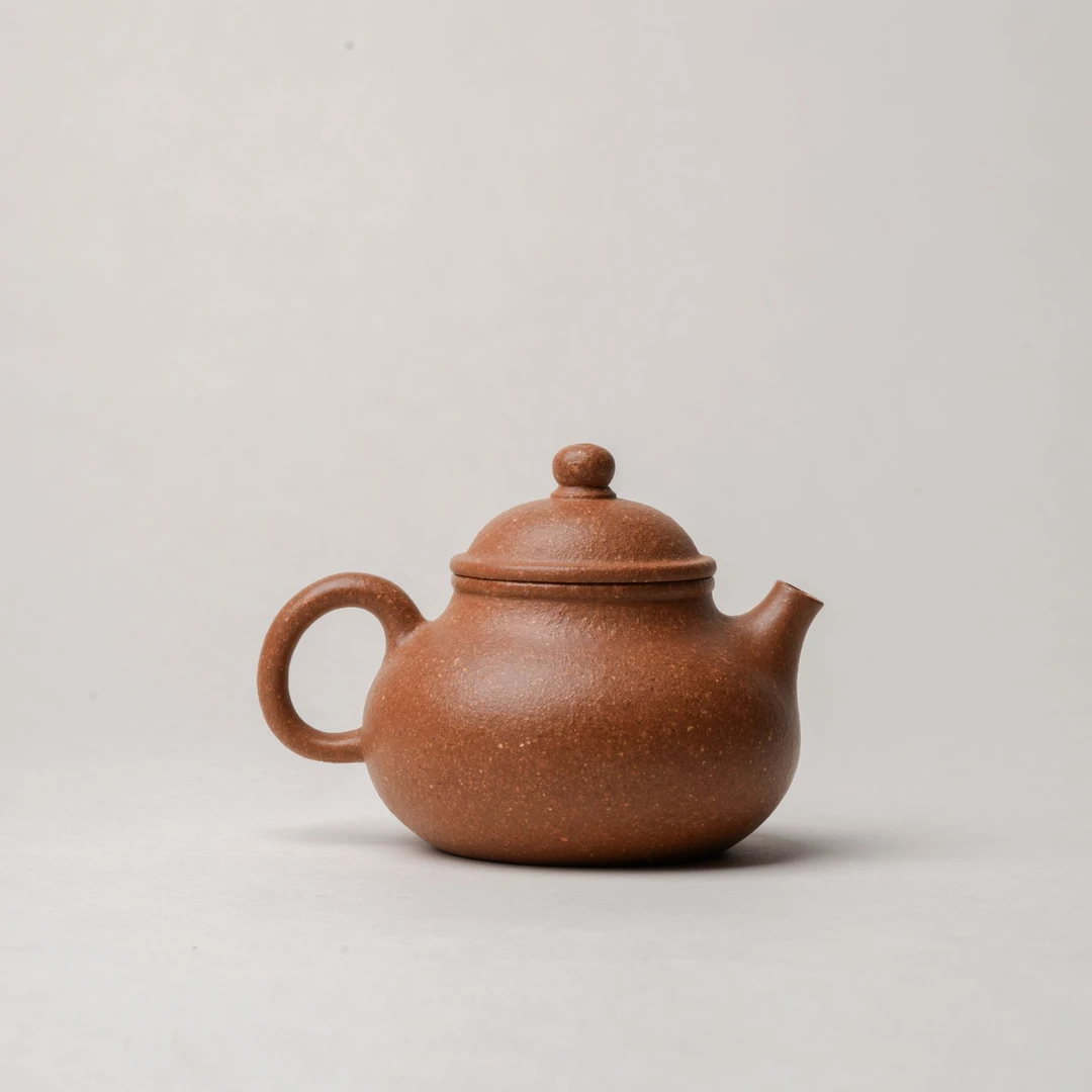 宜兴紫砂壶 半手容天 玉成段 90cc