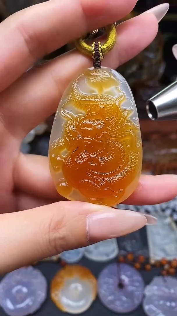 玛瑙/玉髓颈饰未镶嵌დ****⸙gg