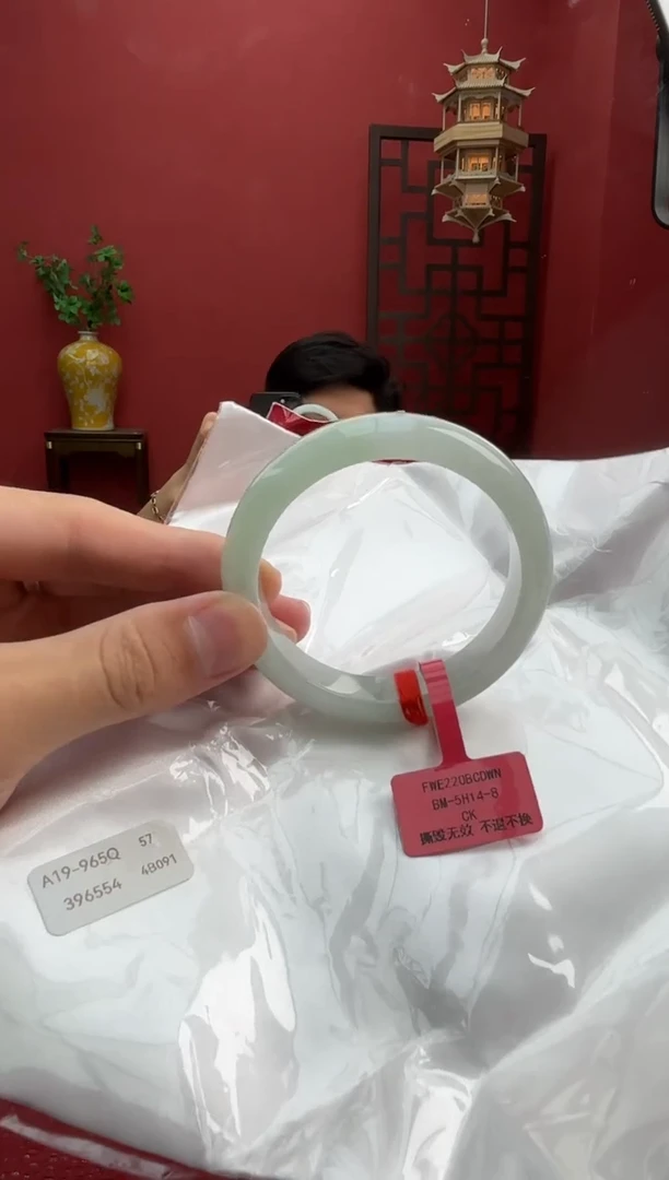 未镶嵌手镯翡翠翡翠手镯4