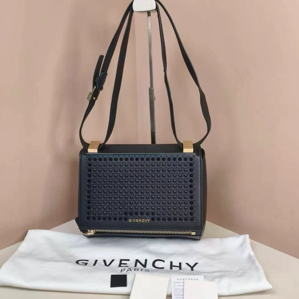 95新 Givenchy/纪梵希 胖虎佳佳/箱包/斜挎包/31B2509210008