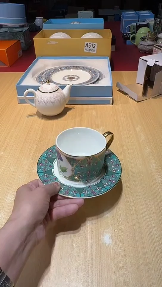 瓷片生活的本意是开心阿@@1