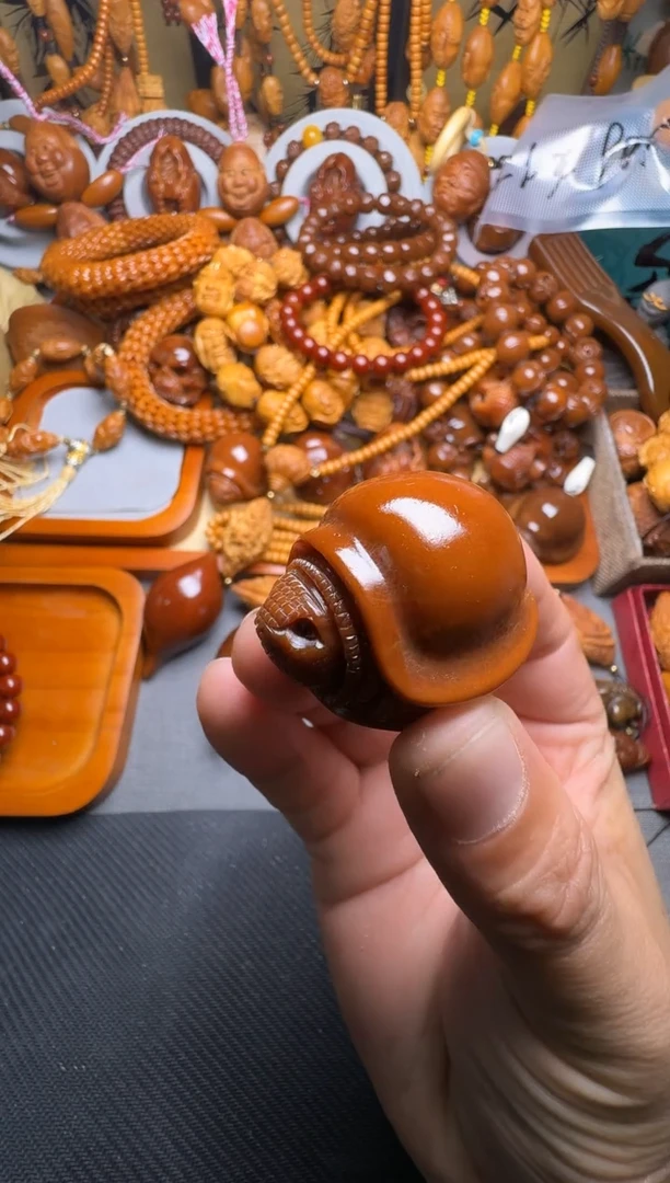 手串橄榄核帝王龟一对