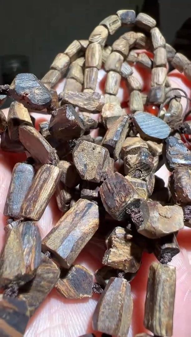 【闪购商品】沉香沉香碎屑惠安11克，巴布亚12克