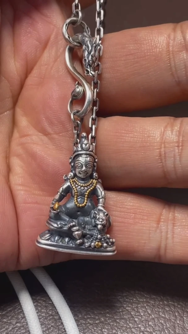 【闪购商品】诺拉（多样性发货，发其一）