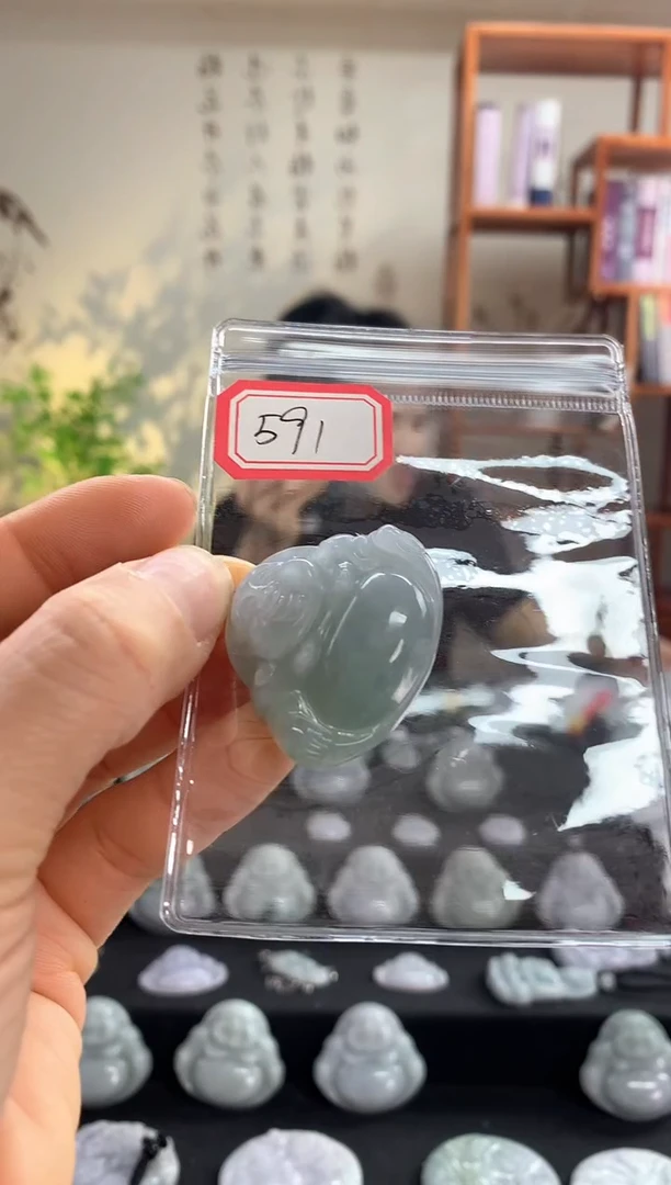【闪购商品】翡翠颈饰未镶嵌佛公591