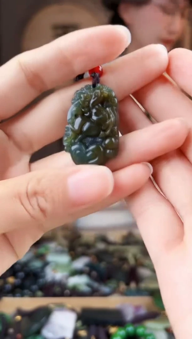 颈饰未镶嵌和田玉拍一发一，多样性发货