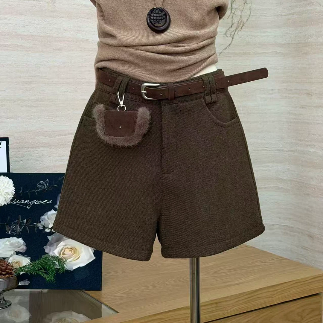 【棕绒小奶包】简约质感风高级感百搭显瘦短裤-9880（今天拍配腰带）
