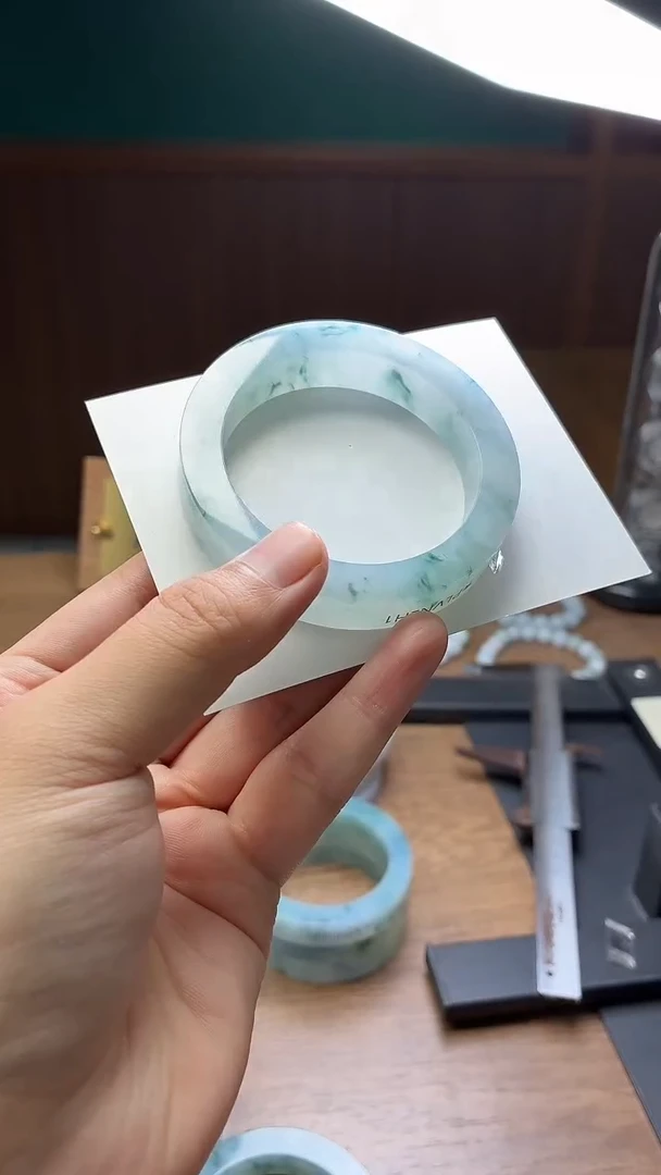 未镶嵌手镯定制翡翠K****y定制