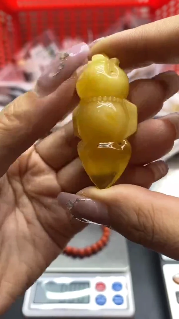 琥珀未镶嵌珠宝奇石124