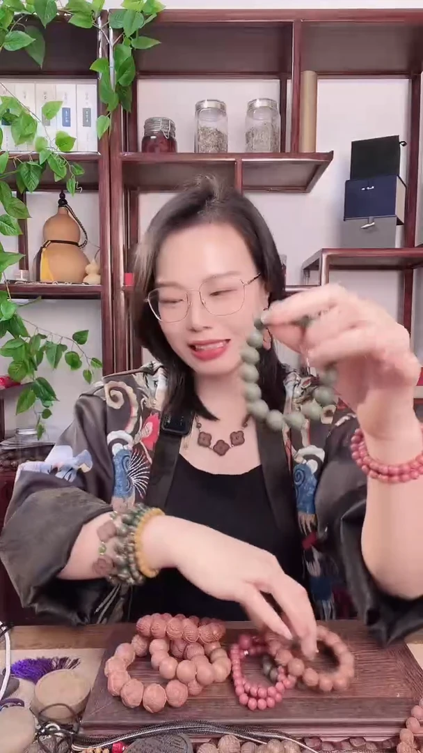 迷迭香方的单圈手串