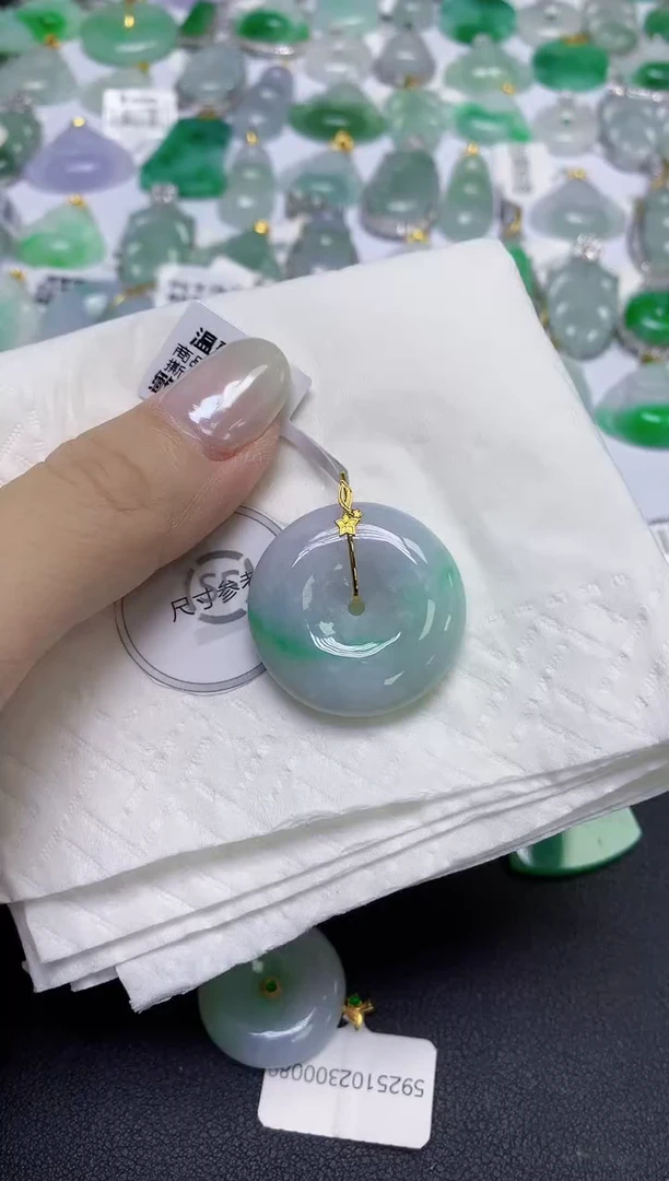 颈饰18K金镶嵌翡翠天然缅甸翡翠A货百元以上9元证书费自理