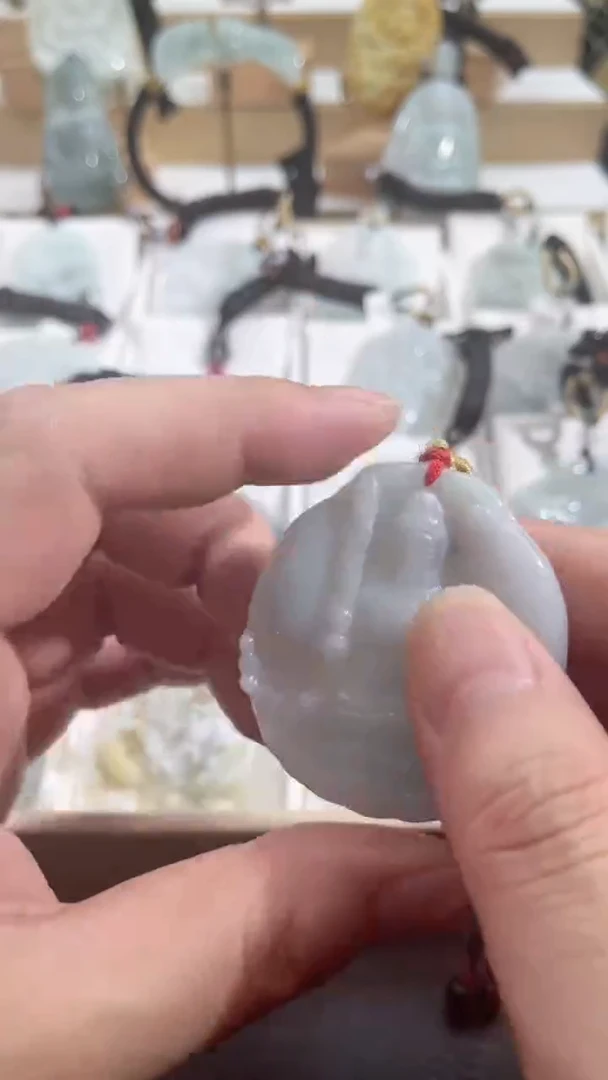 吊坠(赠链)未镶嵌翡翠10/15/      1126