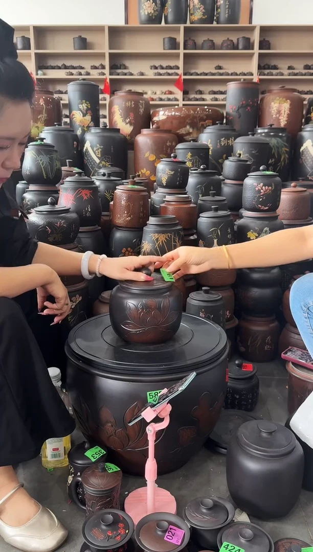 瑕疵茶叶罐 荷花苹果  761