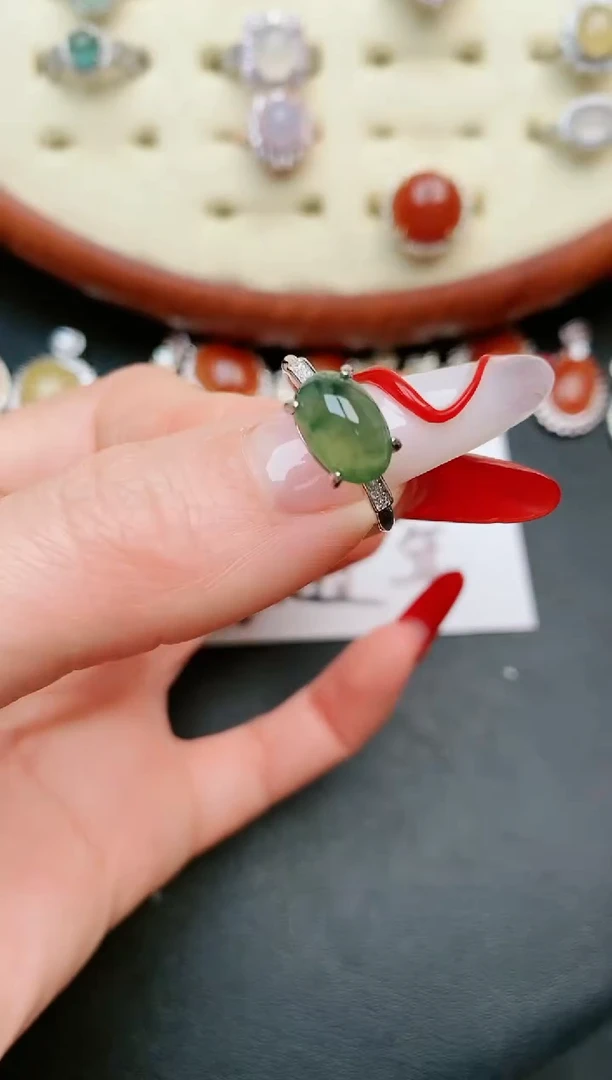 【闪购商品】翡翠戒指银S925镶嵌......