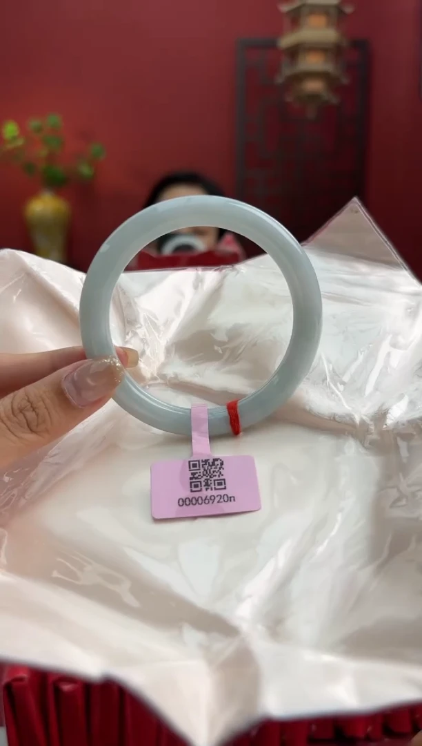 未镶嵌手镯（圆镯）翡翠翡翠手镯5