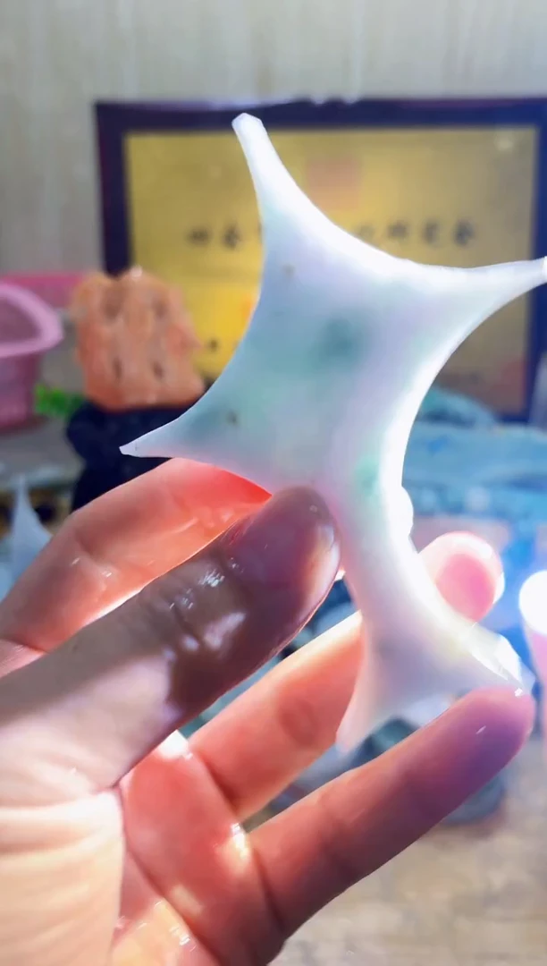 翡翠挂件未镶嵌A货常星2590