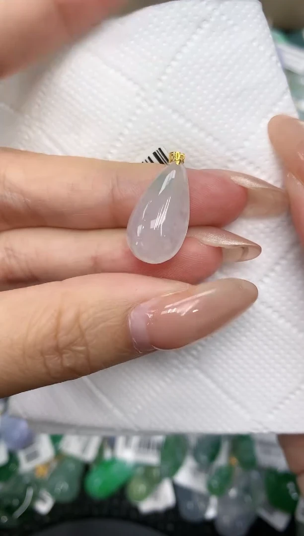 颈饰18K金镶嵌翡翠a货支持复检百元以上9元证书费自理