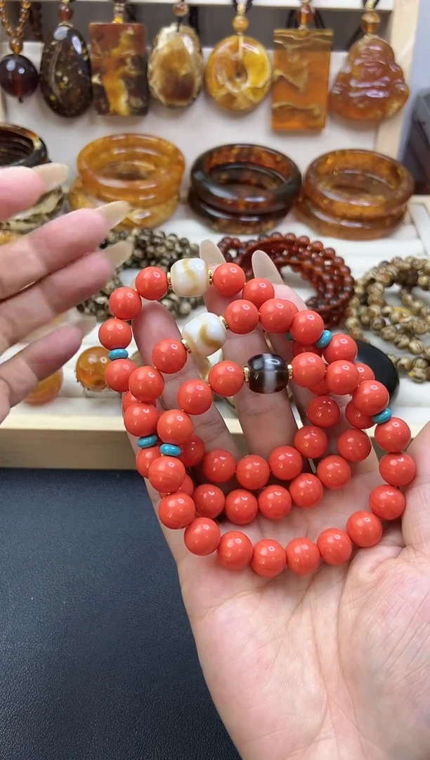 无非金属MOMO 卡10的设计款单圈多样性发微瑕