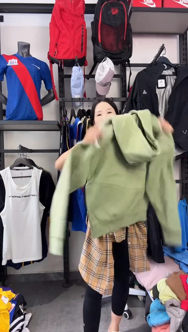 481编码 瑕疵款直播间过款为准 尺码m