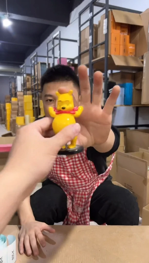 【闪购商品】杯大肚子维尼小摆件