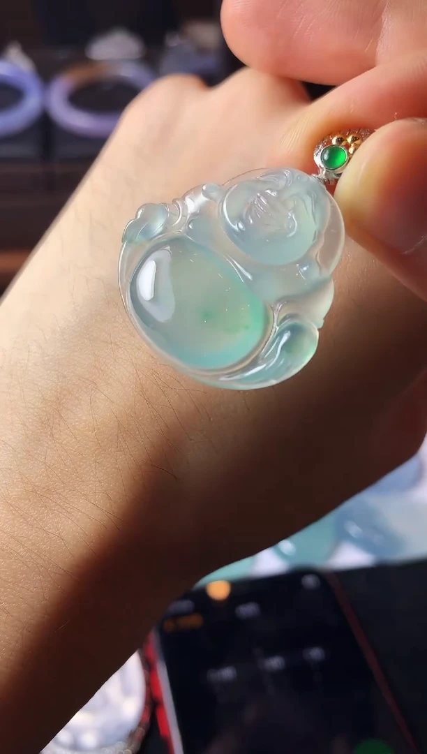 18K金镶嵌定制翡翠行**张YZ-佛公