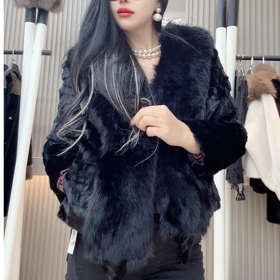 【关关专属】大毛领拼貂时尚外套
