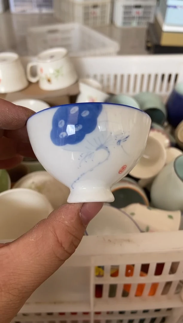 杯无运费险有瑕疵的摄影的产品有使用过的痕迹有点脏介意勿拍
