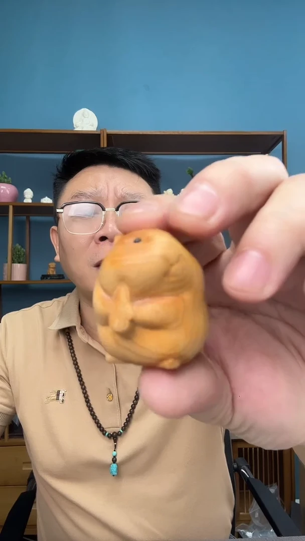 未镶嵌琥珀裸石49（有瑕介意勿拍）