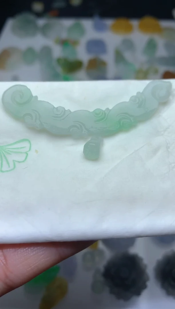 未镶嵌定制翡翠毛货