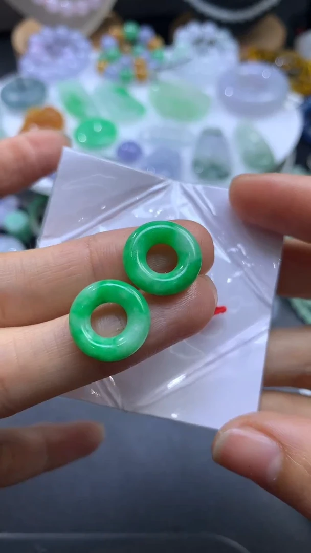 【闪购商品】定制翡翠未镶嵌翡翠