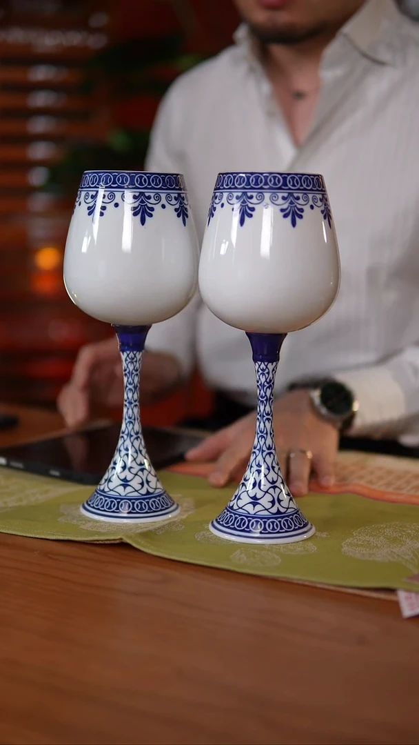 当代幸**人青花高脚红酒杯