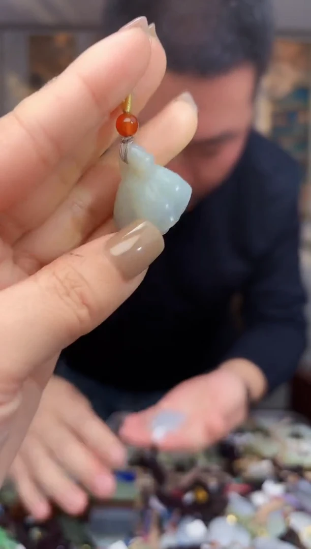 【闪购商品】和田玉挂件未镶嵌拍一发一