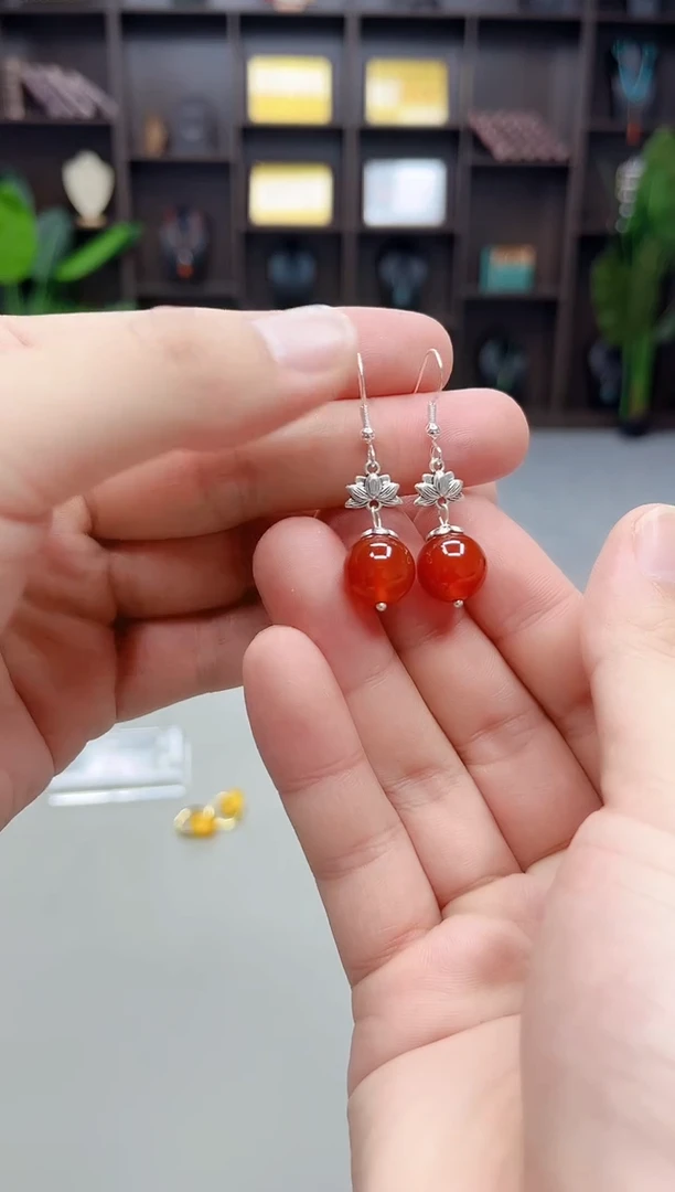 银S925镶嵌耳饰玛瑙/玉髓718000